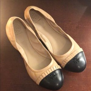 The most adorable Tory Burch flats!